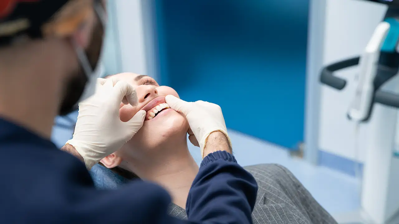 Slow Dentistry - l’impianto segue i tuoi tempi - Studio Dentistico Giuva - Dentista Ostia